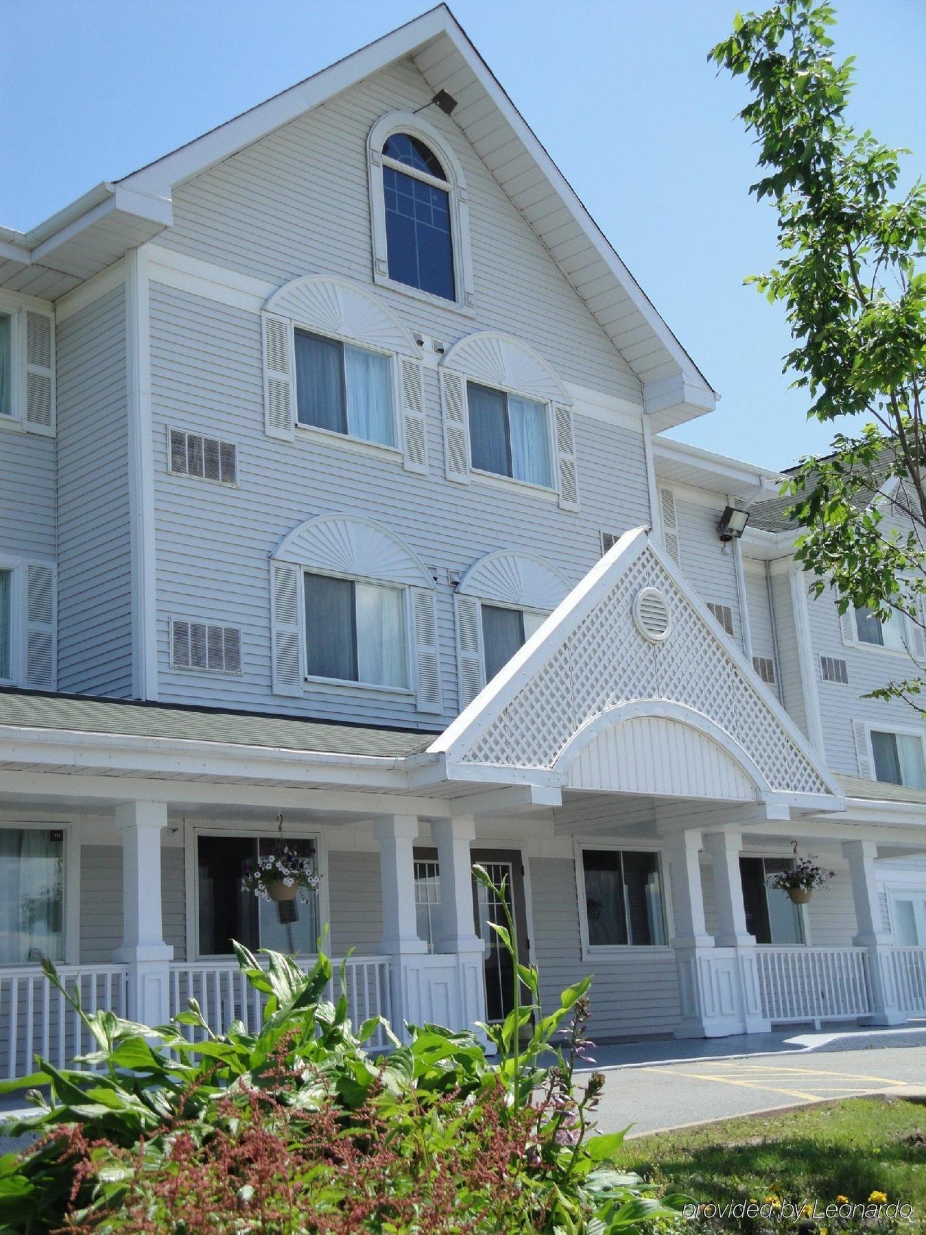 Country Inn & Suites Dartmouth Екстериор снимка