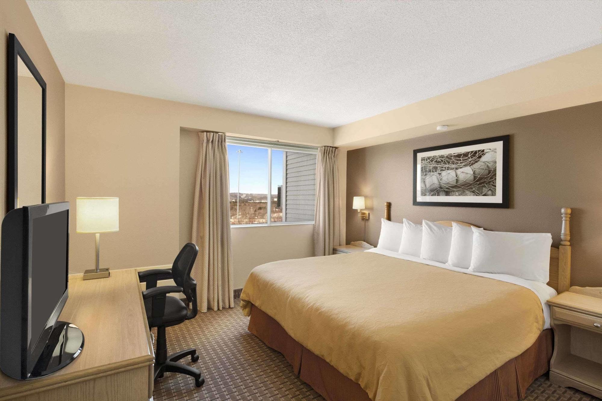 Country Inn & Suites Dartmouth Екстериор снимка